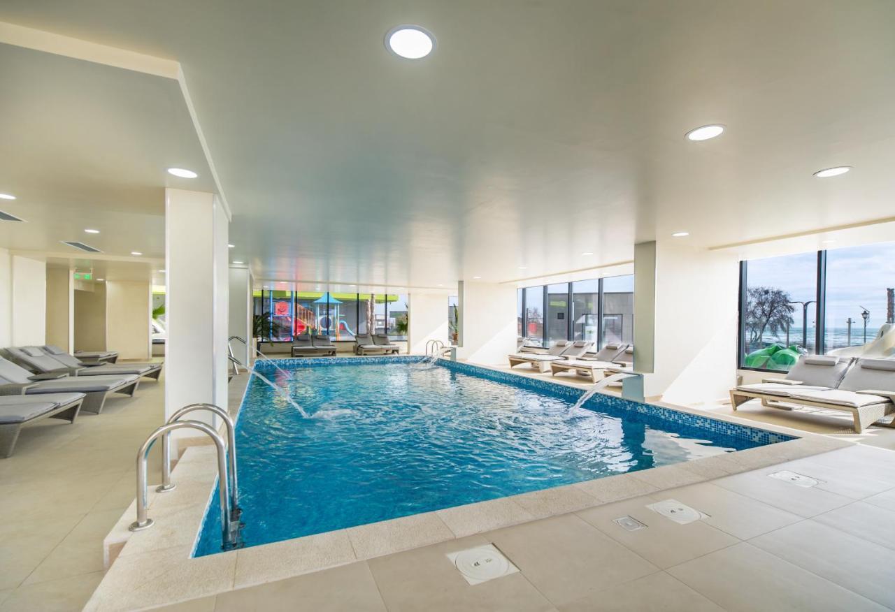 Sonnenstrand Apartment - Spa N Pool Beach Resort Mamaia Exterior foto